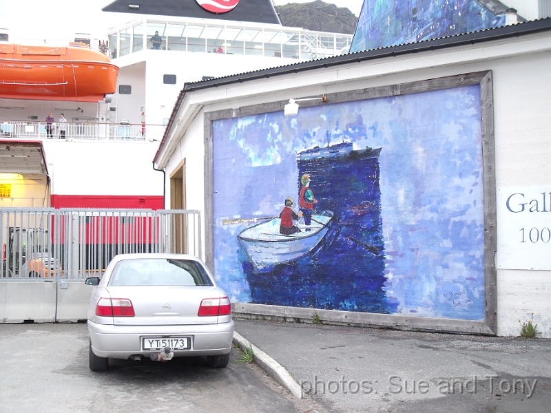 day4 0190.jpg - more art at Stamsund -  a 30 minute stop